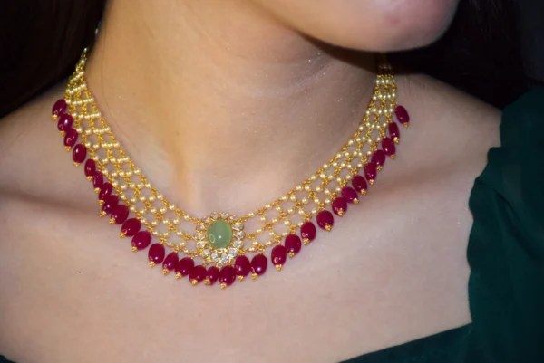 Red Chamtham Mani and Aventurine Oval Pota Necklace Set