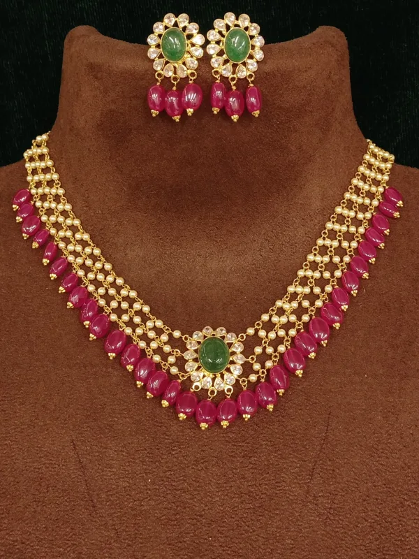 Red Chamtham Mani and Aventurine Oval Pota Necklace Set